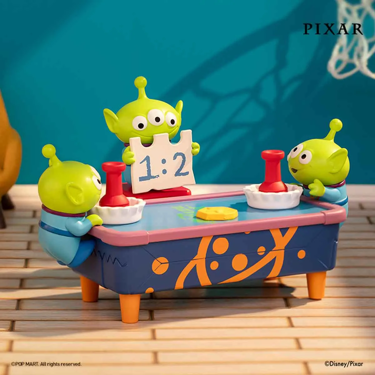 Pixar Alien Party Games Series Scene Sets - Display (8 pcs)