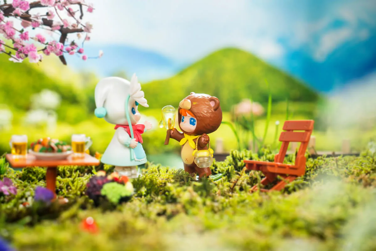 Suri Go For Outing Series Figure Blind Box