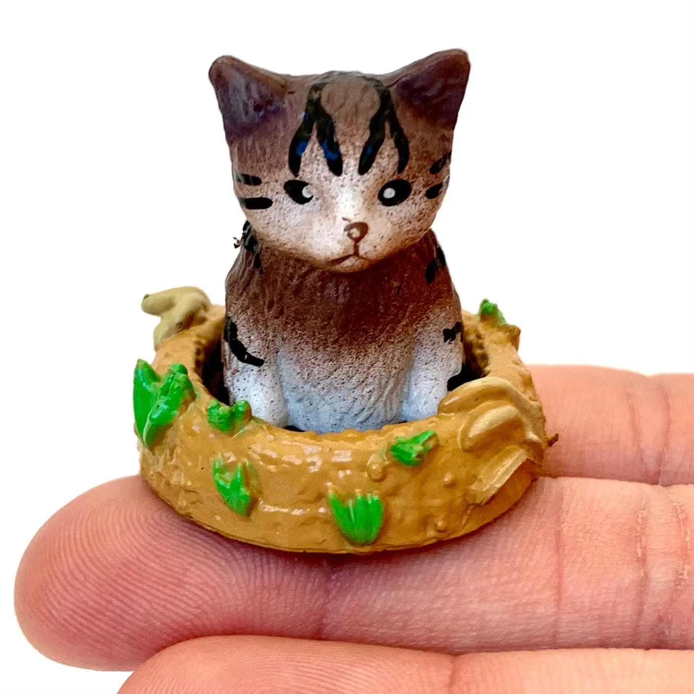 X 70889 ANIMAL HOME FIGURINES-DISCONTINUED