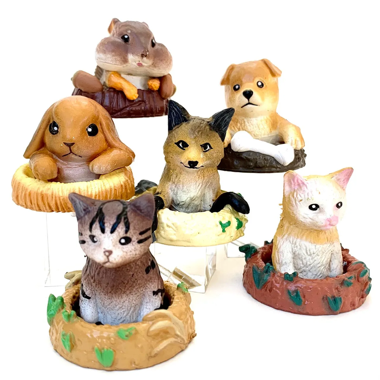 X 70889 ANIMAL HOME FIGURINES-DISCONTINUED